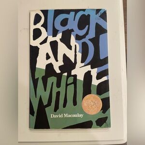 Black and White by David Macaulay used in good condition